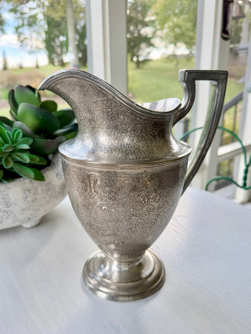 A GORGEOUS REED & BARTON, AUTHENTIC EARLY 20TH CENTURY, SILVER-PLATED PITCHER